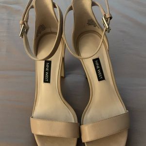 Nine West Nude Heels 6.5